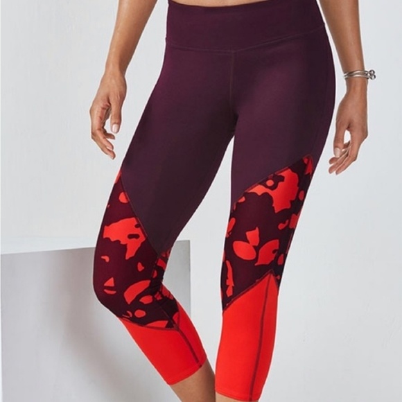Fabletics Pants - Fabletics Brogan Capri Leggings Plum Red